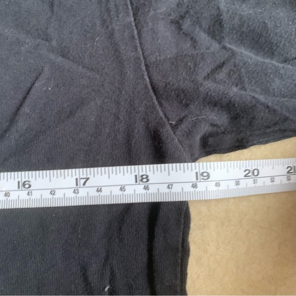 Adidas roses tee, medium - Picture 3 of 4